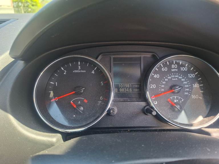 Nissan, QASHQAI, Hatchback, 2013, Manual, 1461 (cc), 5 doors