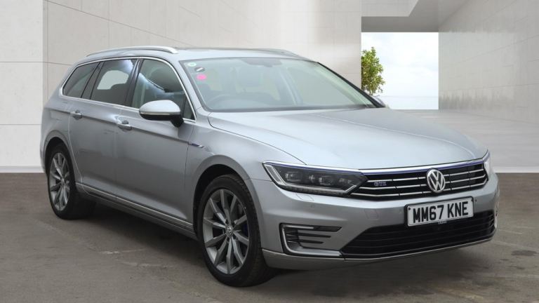 2018 Volkswagen Passat 1.4 TSI GTE Advance 5dr DSG ++ PANROOF / NAV / ULEZ / LEATHER ++ ESTATE Pe...