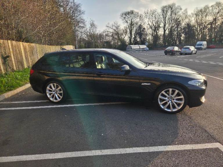 BMW 5 Series Estate 2012 – Black – Great Spec