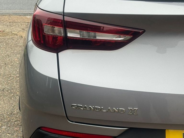 2019 Vauxhall Grandland X 12 Turbo Elite Nav 5dr HATCHBACK Petrol Manual