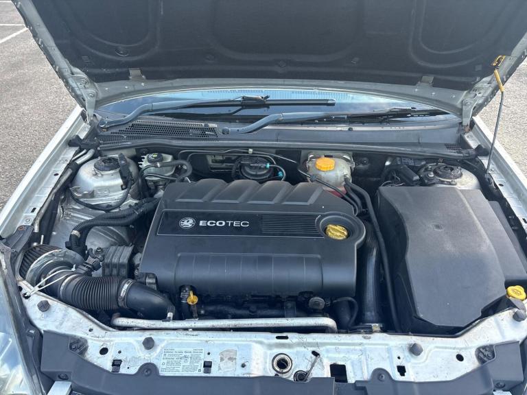 2007 Vauxhall Vectra 1.9 CDTi 16v SRi 5dr HATCHBACK Diesel Manual