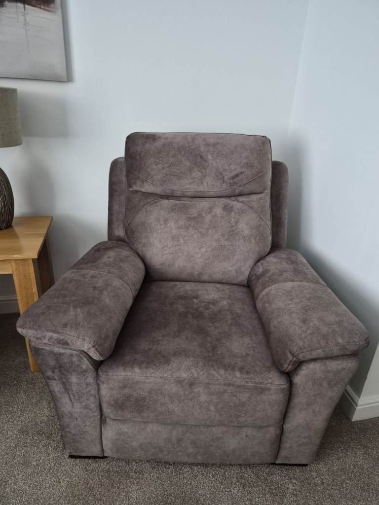 2 seater sofa and 2 arm chairs 