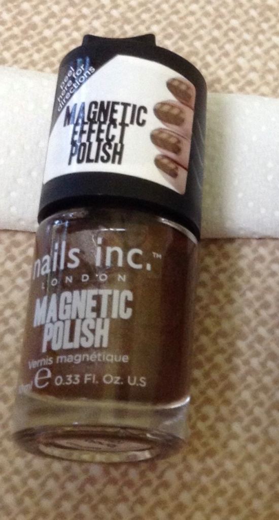 NEW nails inc. Magnetic Effect Polish