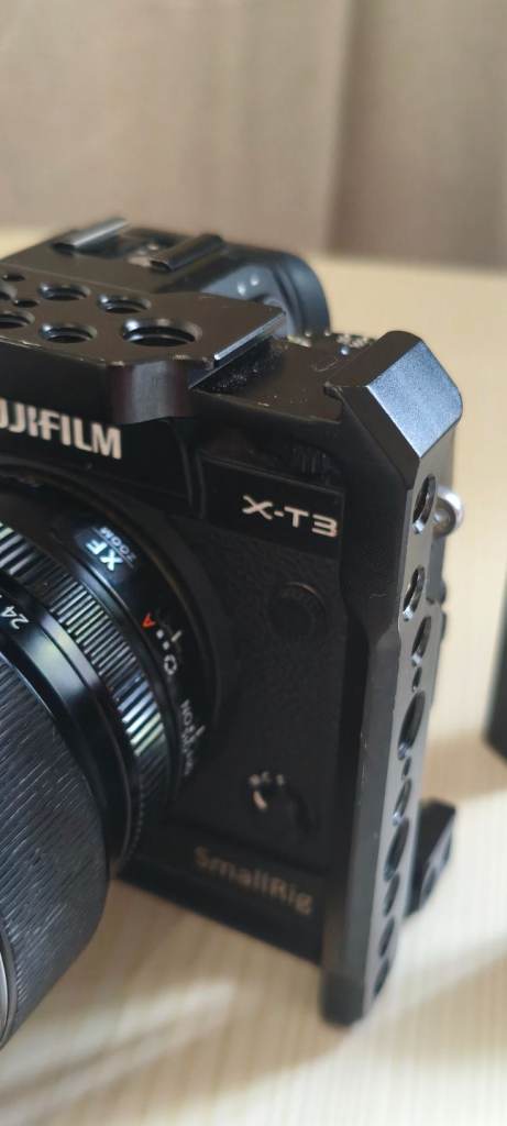 Fujifilm X-T3 Black Video Rig Bundle: XF 10-24mm f/4 OIS, SmallRig Cage, PD Power Kit