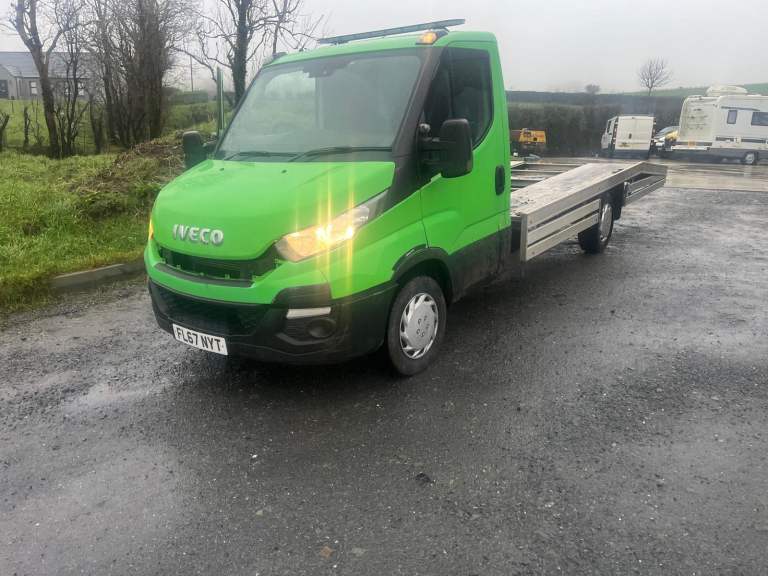 2018 Iveco daily with chassis cab breaking 