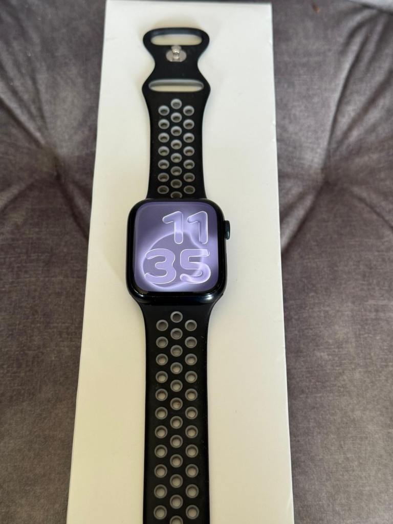 Apple Watch Series 7 45Mm GPS + cellular 