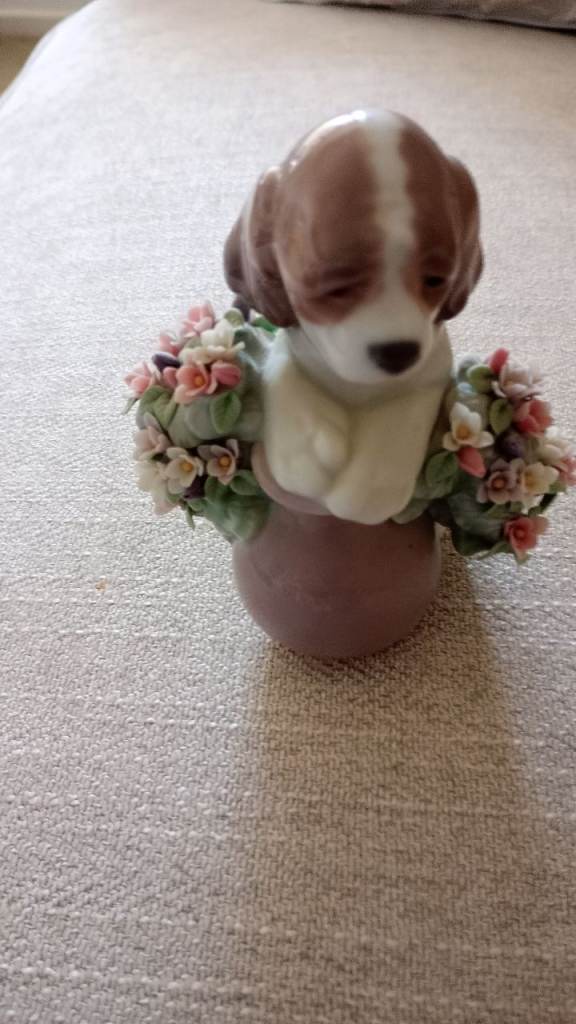Charming Ceramic Dog Figurine with Flowers – Good Condition