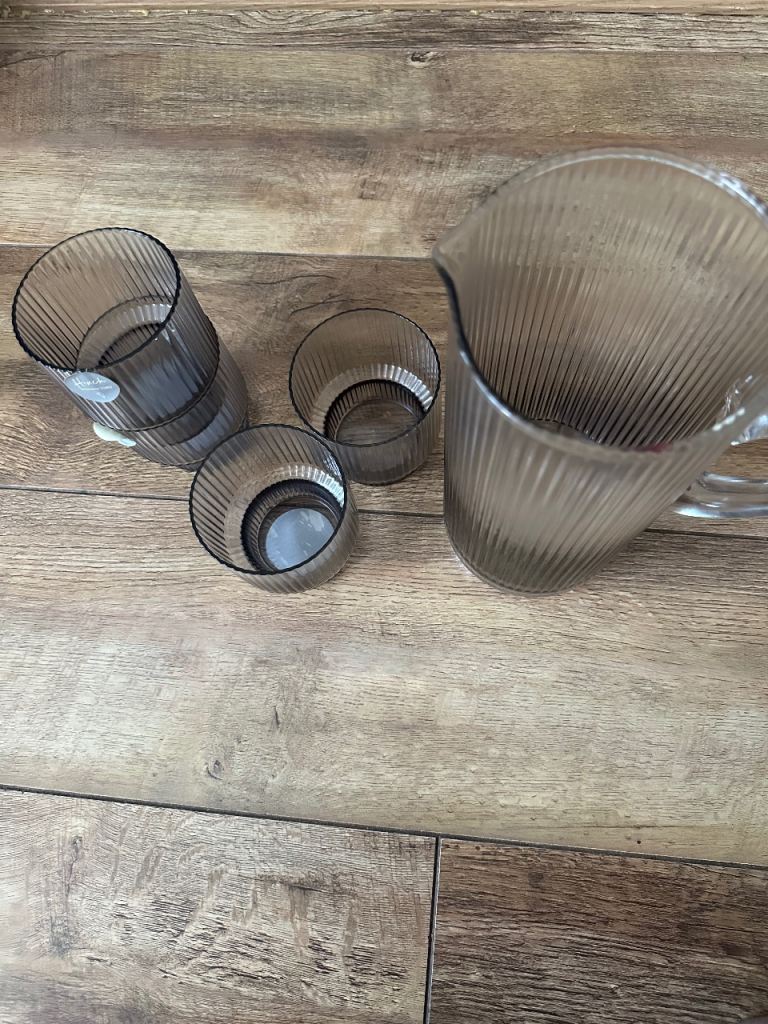 Mrs hinch glassware and jug set 