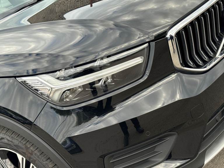 2022 Volvo XC40 2.0 B4P Inscription 5dr AWD Auto [7 speed] ESTATE PETROL Automatic