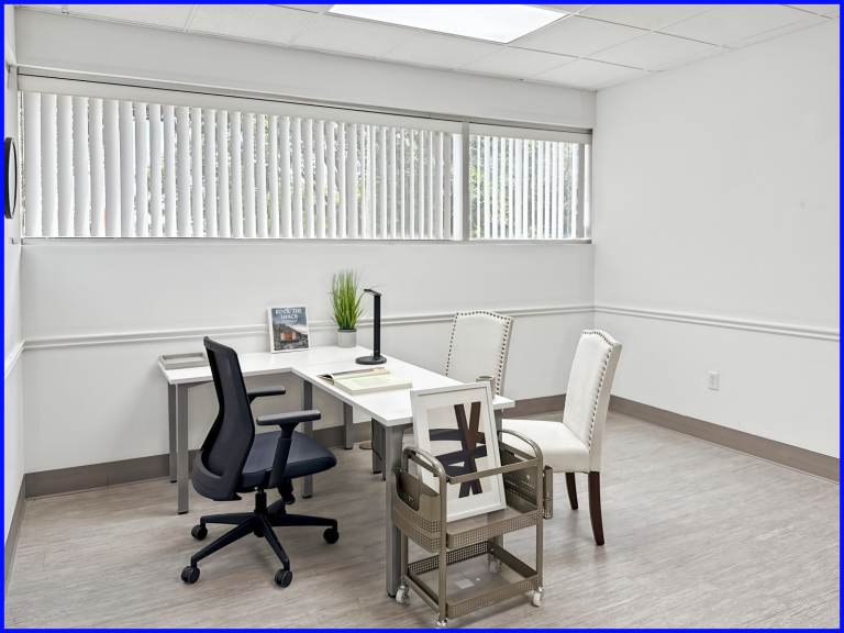 Bracknell - RG12 1WA, Premium Medical & Therapy Suites at Regus Arlington Square – Fully Serviced