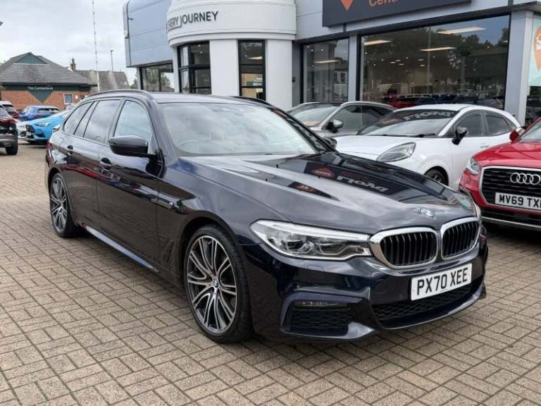 BMW 5 SERIES 520i M Sport 5dr Auto