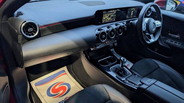 2020 70 MERCEDES-BENZ A-CLASS 1.3 A180 AMG LINE HATCHBACK 5DR PETROL MANUAL EURO