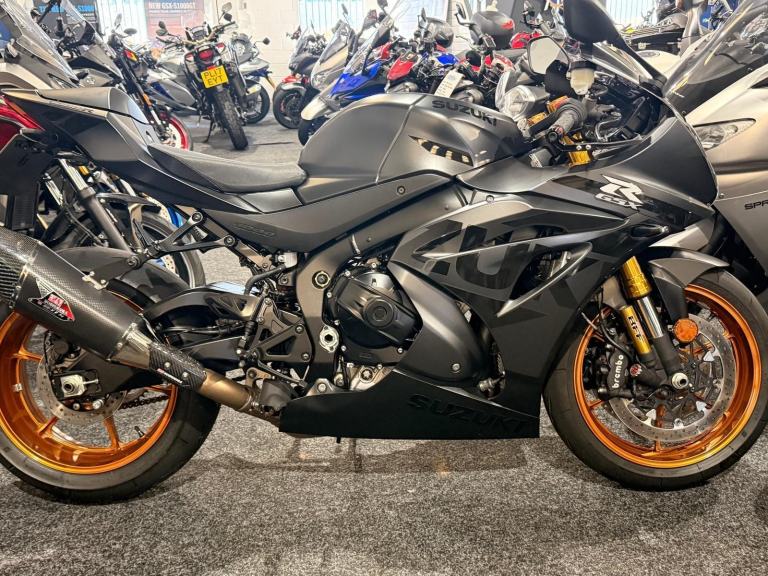 2022 SUZUKI GSX-R1000R PHANTOM