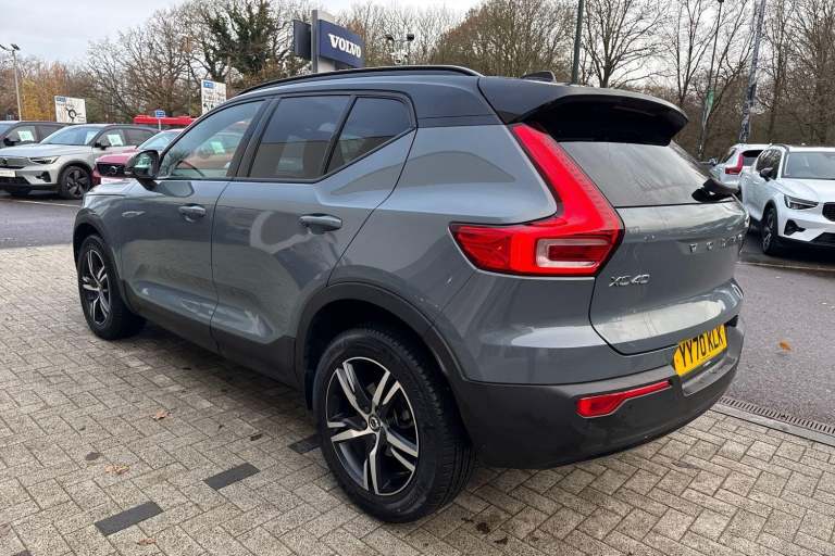 2020 Volvo XC40 1.5 T3 [163] R DESIGN 5dr ESTATE PETROL Manual