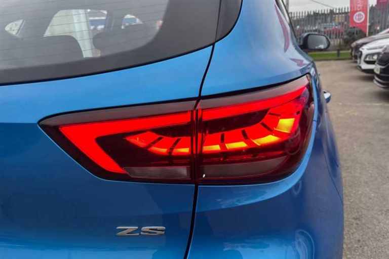 2022 MG MG ZS 1.5 VTi-TECH Exclusive 5dr HATCHBACK PETROL Manual