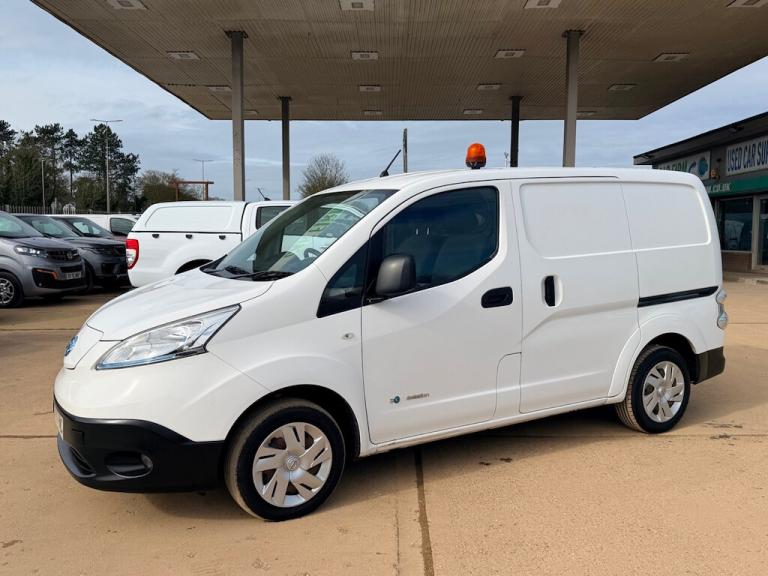 2017 Nissan e-NV200 Acenta Panel Van 5dr Electric Auto SWB (Rapid) (109 ps) Panel Van Electric Au...