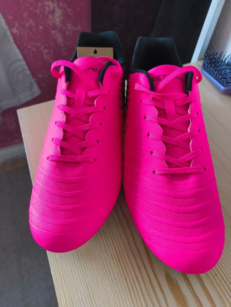 FEETHING Neon Pink Football Boots - Brand New, Size 9