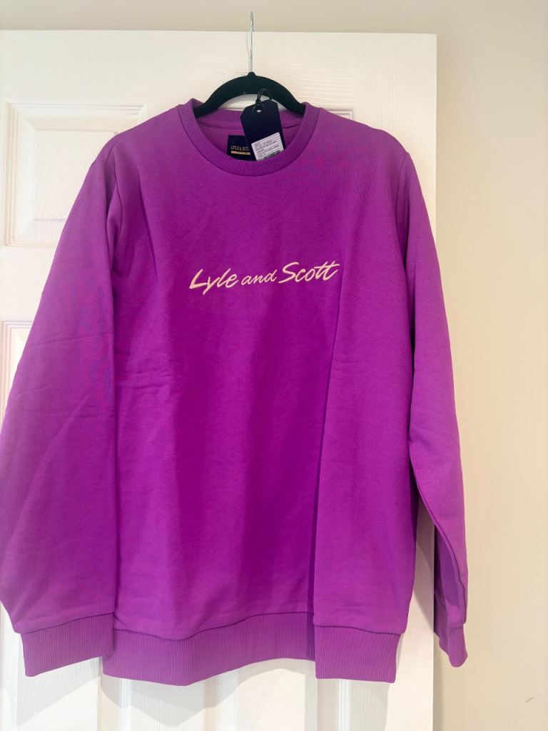 New Lyle & Scott Embroidered Logo Crew Neck Sweatshirt - Medium