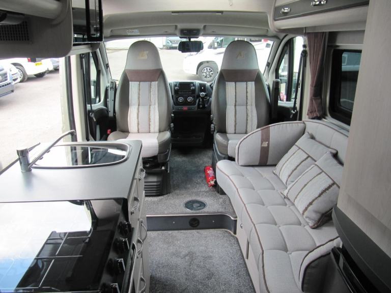 Auto-Sleepers Kingham DIESEL MANUAL 2019/19