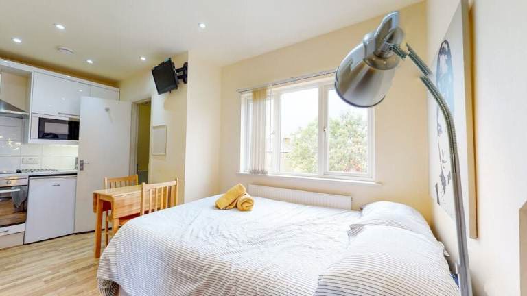 About this flat on Ash Grove