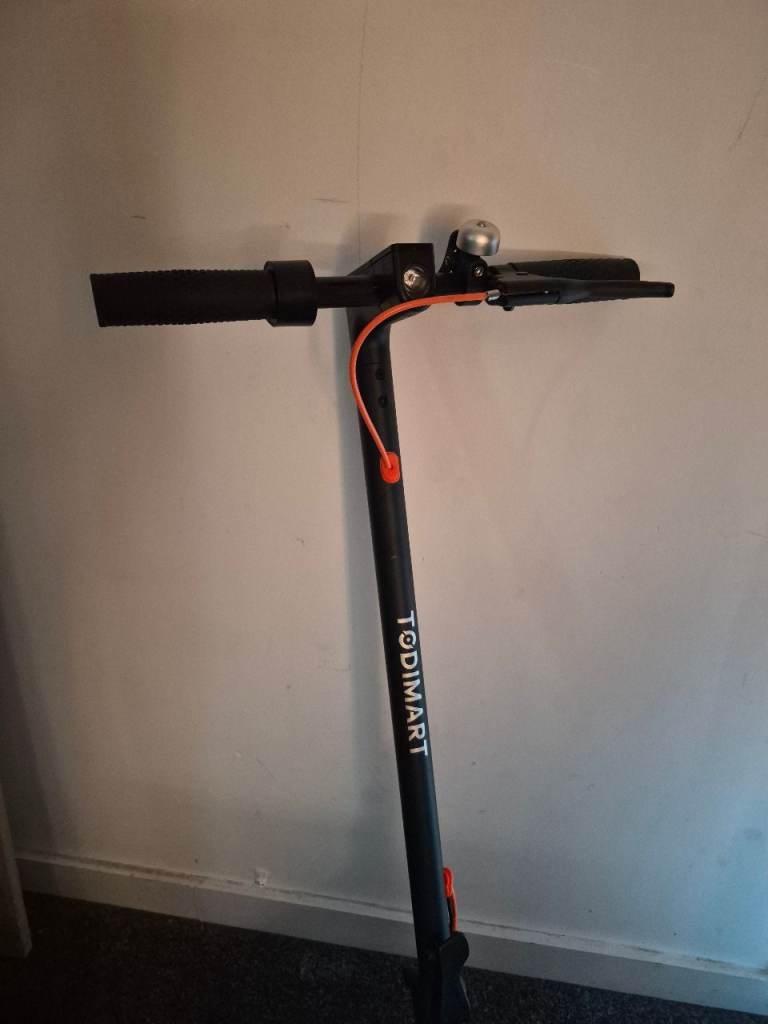 TODIMART Electric Scooter – Black, Good Condition