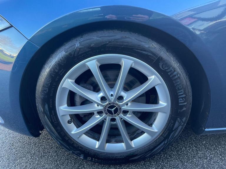 2020 Mercedes-Benz A-Class 1.3 A180 Sport (Executive) 7G-DCT Euro 6 (s/s) 5dr HATCHBACK Petrol Au...