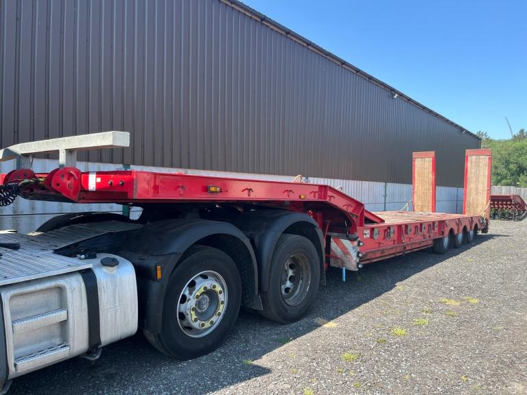 MCERLEAN LOW LOADER TRAILER 3AXLE 