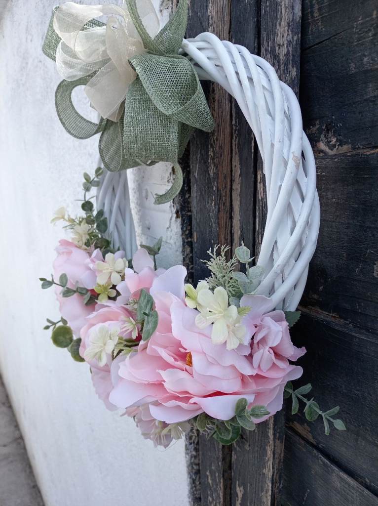 Peony artificial wicker wreath