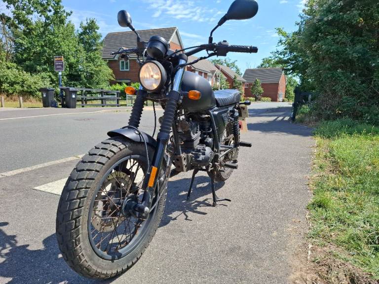 2022, Black, WK 50 Scrambler, MOT Nov-2026 Full size geared motorcycle legal for 16 year old