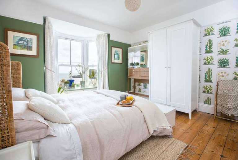 Holiday home changeover and cleaning service 