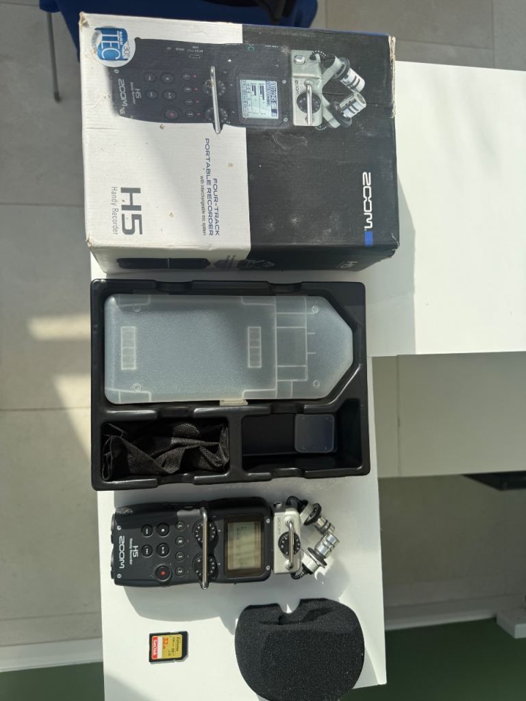 Zoom H5 Audio Recorder BRAND NEW