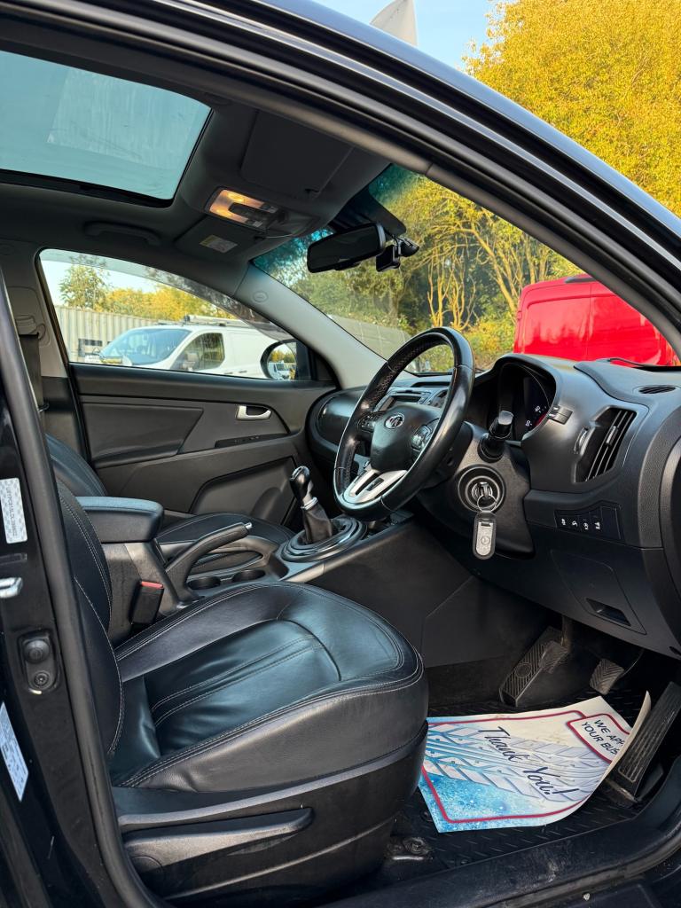 2013 Kia Sportage 1.7 CRDi ISG 3 5dr [Sat Nav] , No VAT ESTATE Diesel Manual