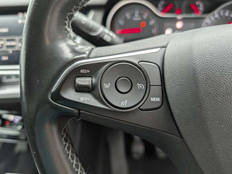 2021 Vauxhall Grandland X 1.2 Turbo Griffin Edition SUV 5dr Petrol Manual Euro 6 (s/s) (130 ps) N...