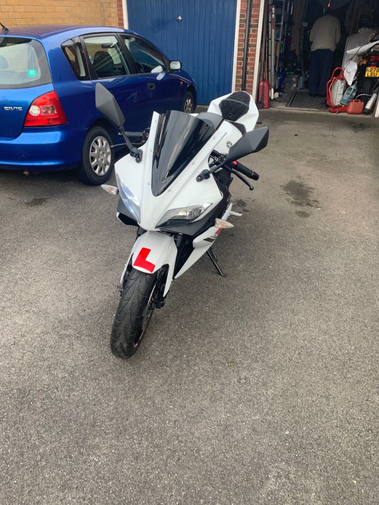 Yamaha YZF R125
