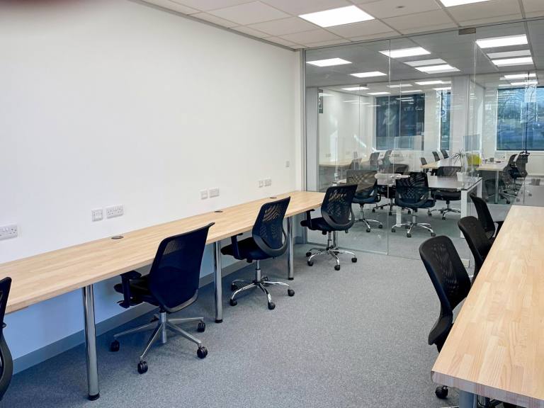 Warrington - WA1 2BA \ Private Office Available Immediately for 3 Workstations