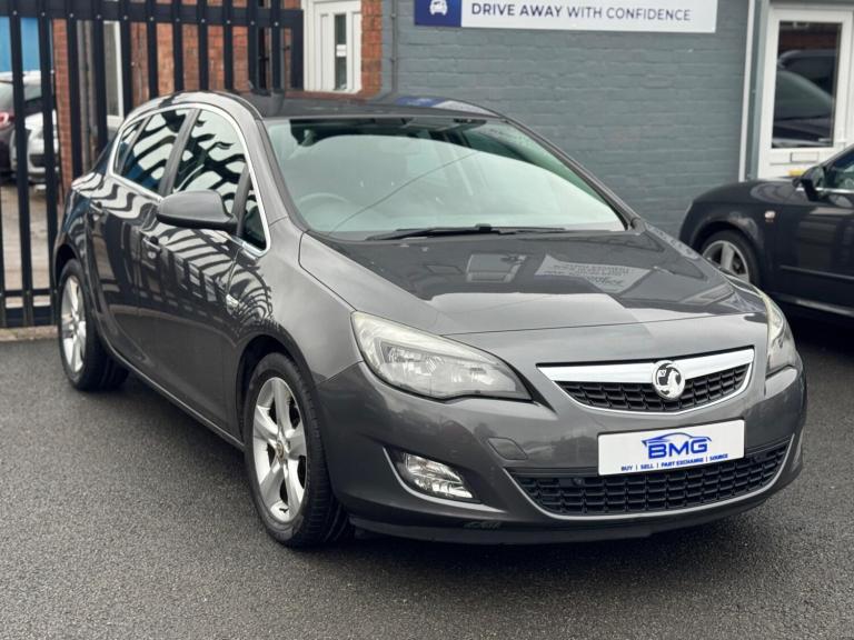 2011 Vauxhall Astra 2.0 CDTi ecoFLEX SRi Euro 5 (s/s) 5dr HATCHBACK Diesel Manual