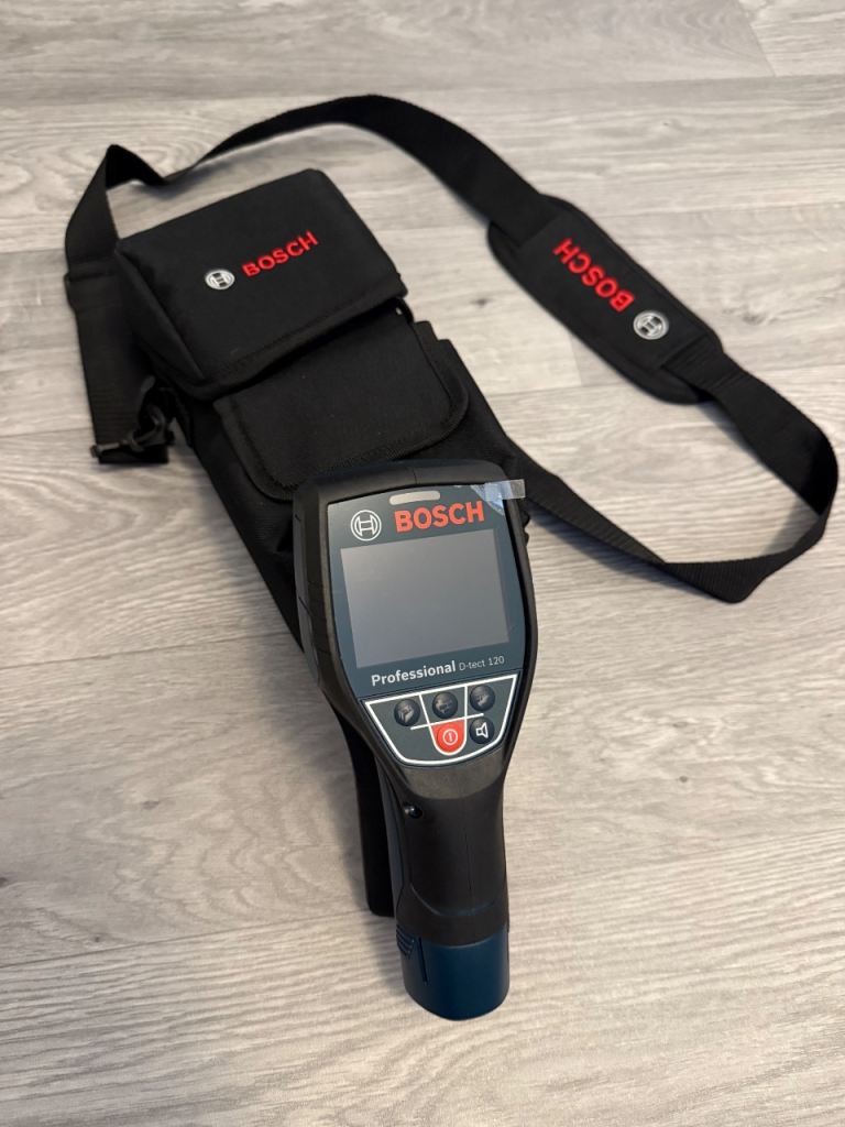 Bosch D-Tect 120 Professional Wall Scanner – Like New + Case