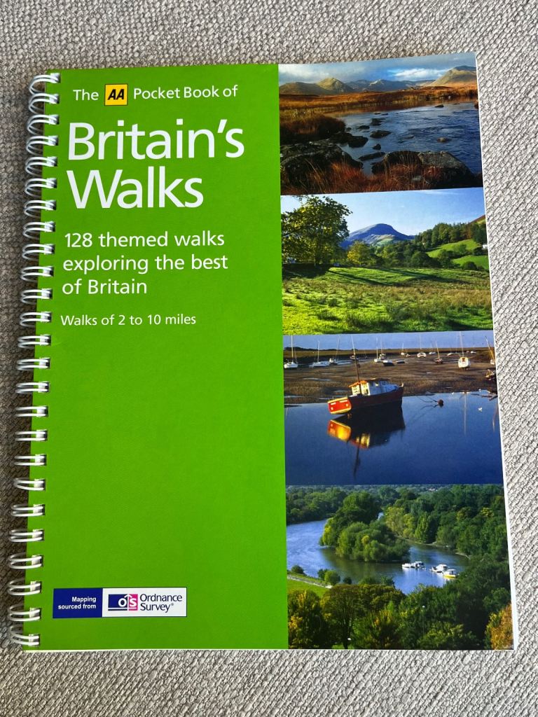 The AA pocket Book of "Britain's Walks" 128 Themed Walks 