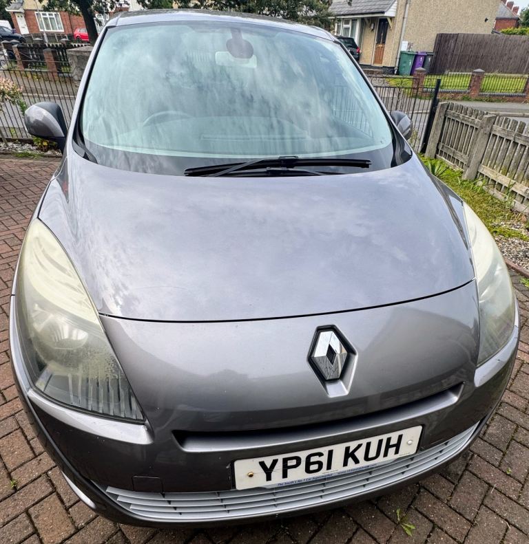 Renault, GRAND SCENIC, MPV, 2011, Semi-Auto, 1461 (cc), 5 doors