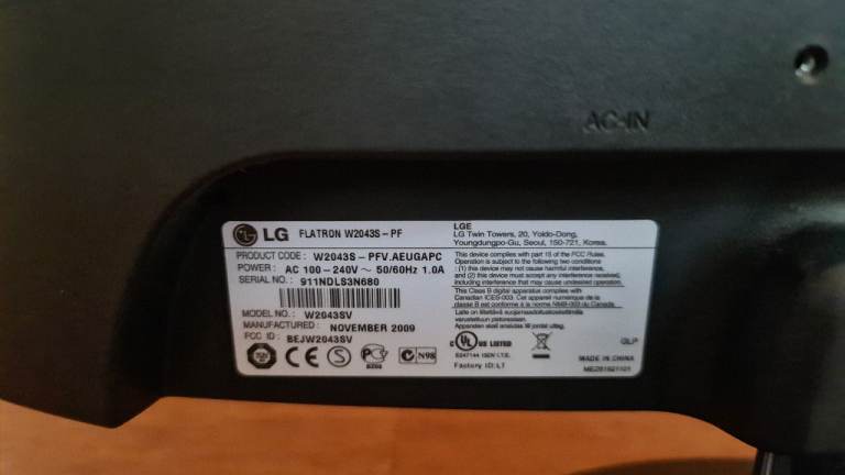 Lg flatron monitor 20