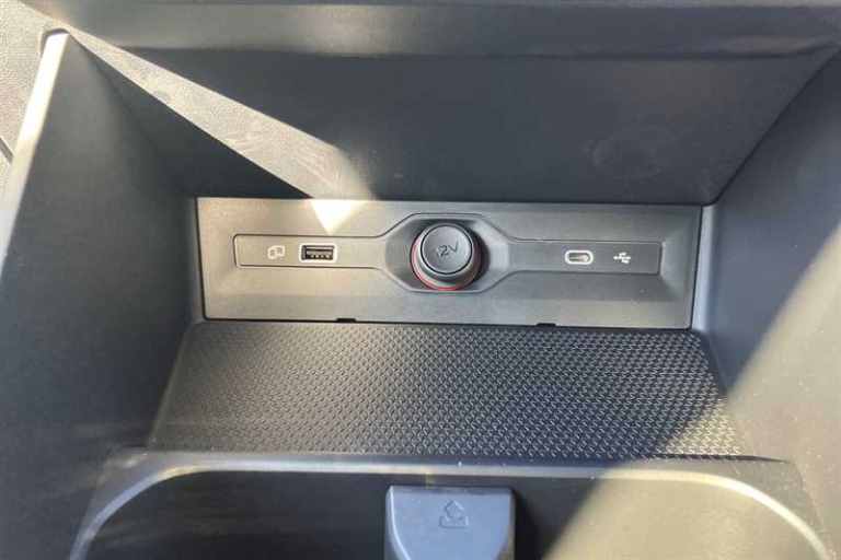 2025 MG MG3 1.5 Hybrid Trophy 5dr Auto HATCHBACK PETROL/ELECTRIC Automatic