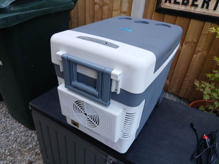 Quest 33ltr Portable Camping Fridge  - Grey and White, COLLECTION ONLY