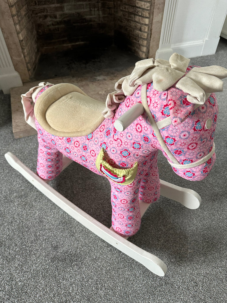 Little bird told me limited edition RARE hearts and snowflakes pink rocking horse