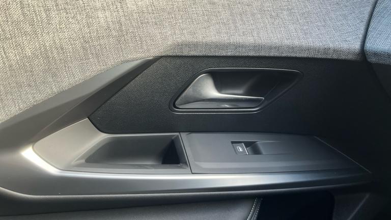 2024 Peugeot 3008 1.2 HYBRID GT SUV 5dr Petrol Hybrid e-DSC6 Euro 6 (s/s) (136 ps) SUV Hybrid Aut...