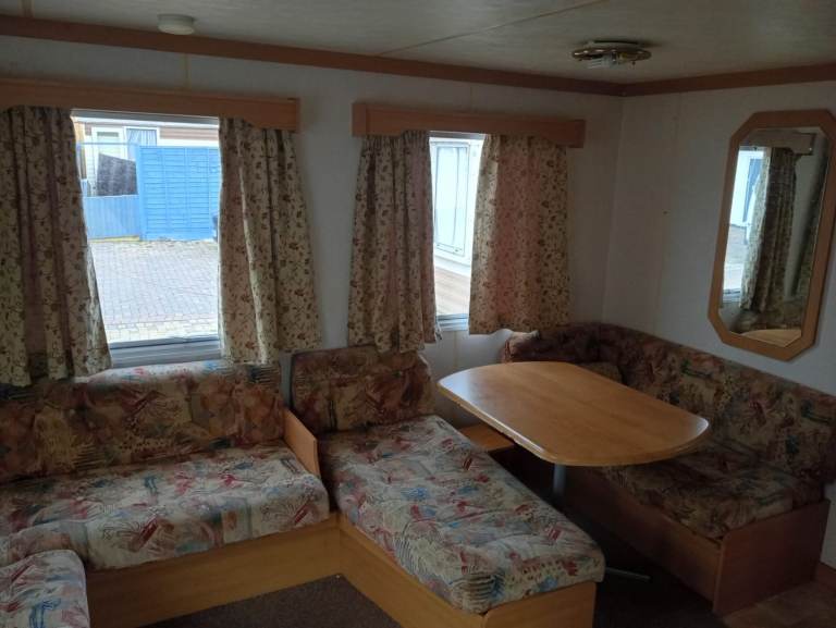 2 bedroom property for rent 