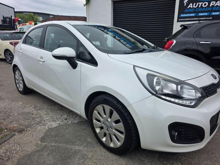 2014 Kia Rio 1.4 CRDi 2 EcoDynamics 5dr HATCHBACK DIESEL Manual