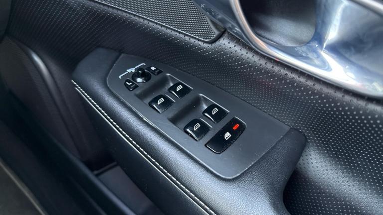 2018 Volvo S90 D4 R-Design Automatic SALOON Diesel Automatic