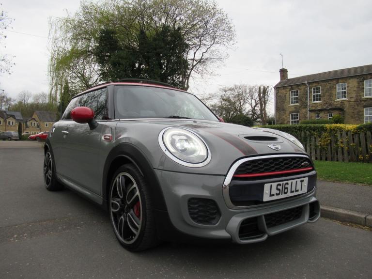 2016 MINI Hatch 2.0 John Cooper Works 3dr HATCHBACK PETROL Manual