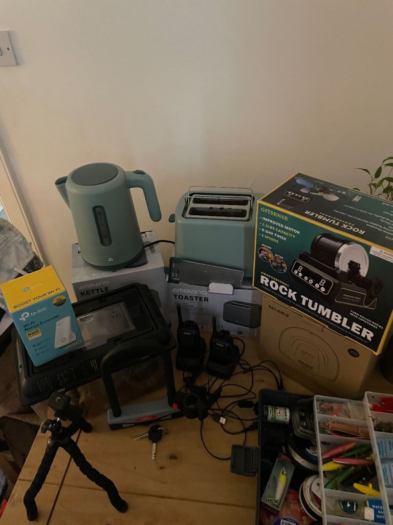 Various items for car boot 