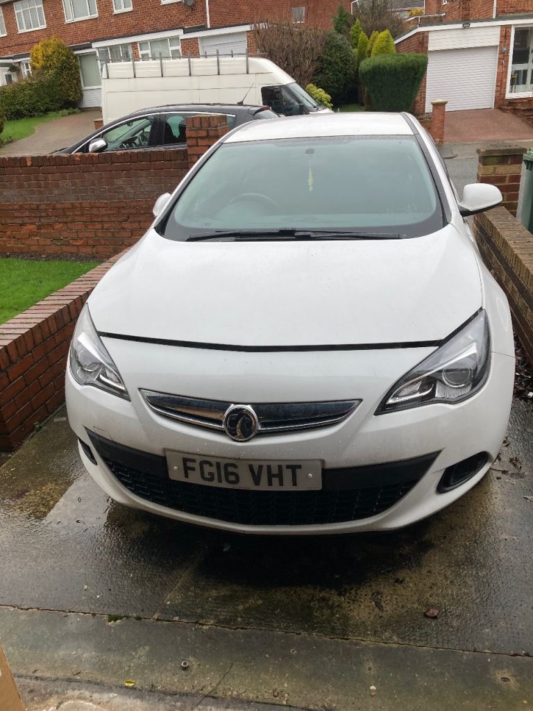 Vauxhall, GTC, Hatchback, 2016, Manual, 1364 (cc), 3 doors